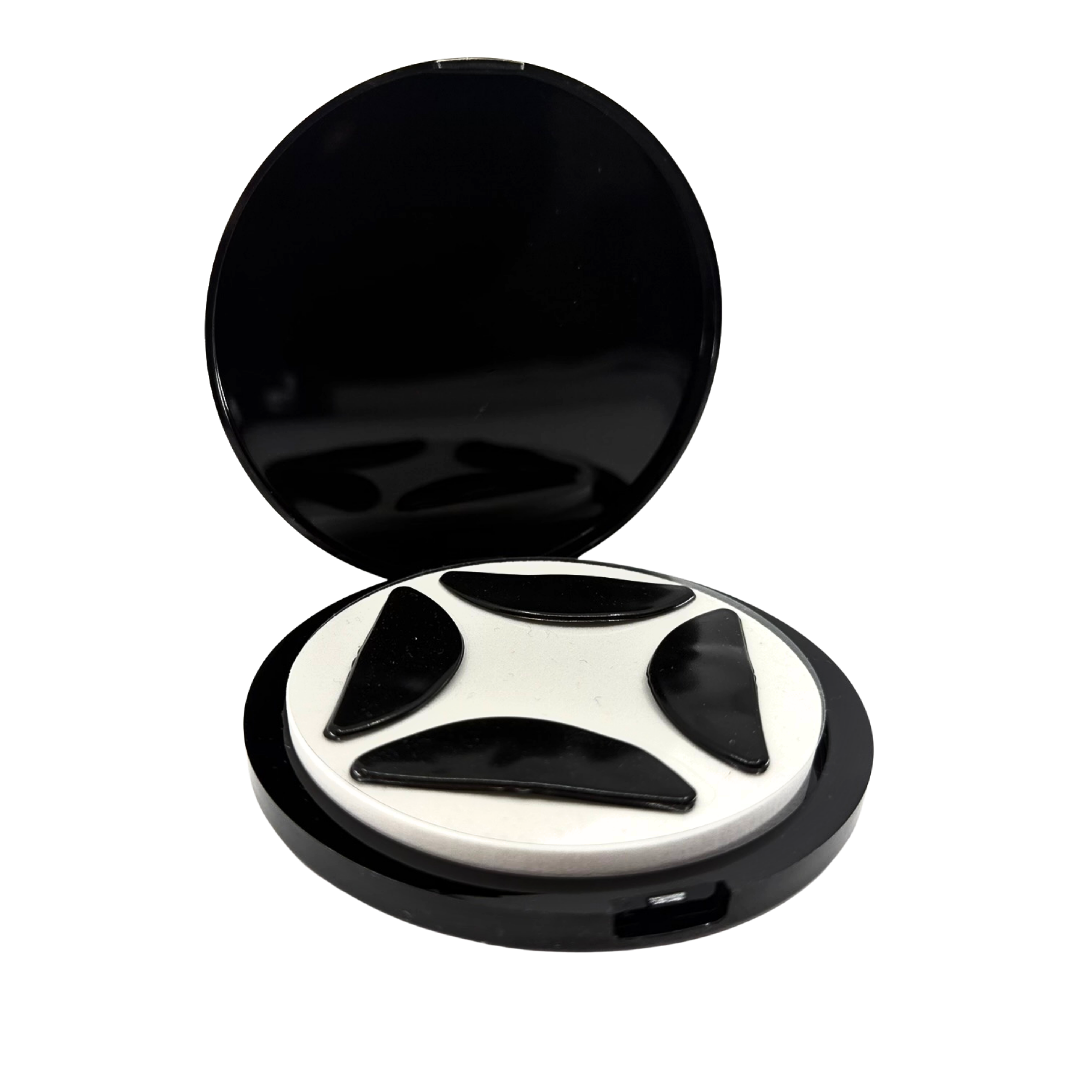 Flutterstop case with two pairs of reusable pads for professional lash services